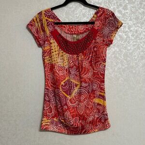 Eyeshadow Studded Neckline Blouse Red Yellow White Print Short Sleeve Top Sz M‎
